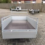 Loady enkelas Alu 257x132cm bakwagens enkelas Aanhangwagens Zuid Holland achterkant open
